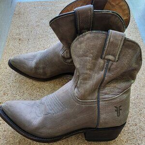 Frye Billy Short Bootie